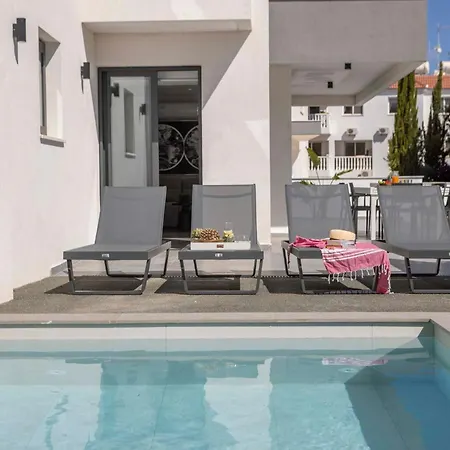شقة Velora Pool Maisonette *