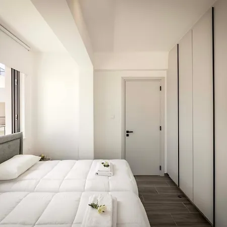 Velora Pool Maisonette * باراليمني
