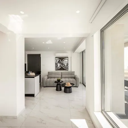 Velora Pool Maisonette
