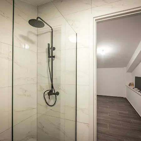 Velora Pool Maisonette شقة *