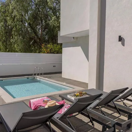 Velora Pool Maisonette شقة *