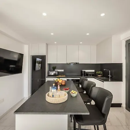 Velora Pool Maisonette