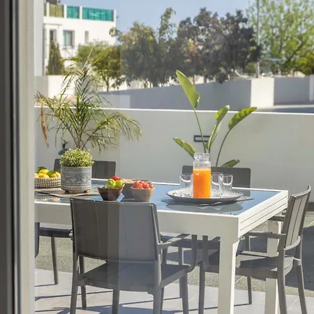 شقة Velora Pool Maisonette