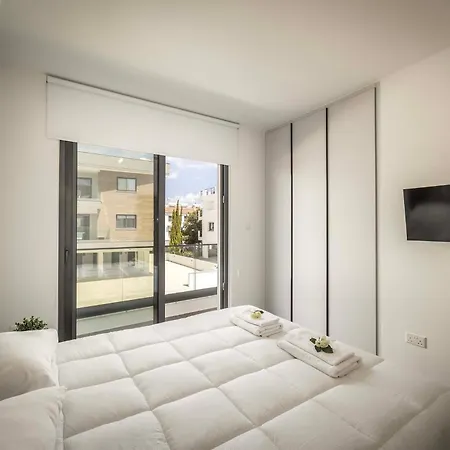 Velora Pool Maisonette * باراليمني