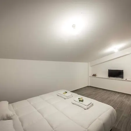 شقة Velora Pool Maisonette